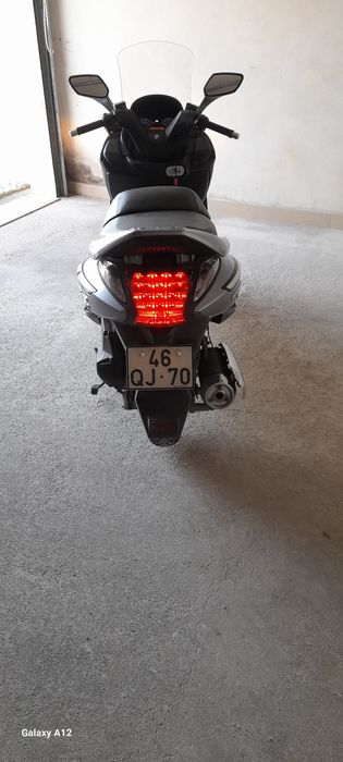 Sym gts 125 de 2015 com apenas 16000 kms