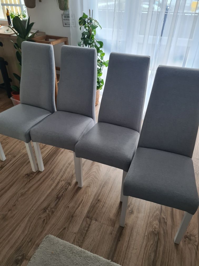 4 krzesla robione na zamowienie