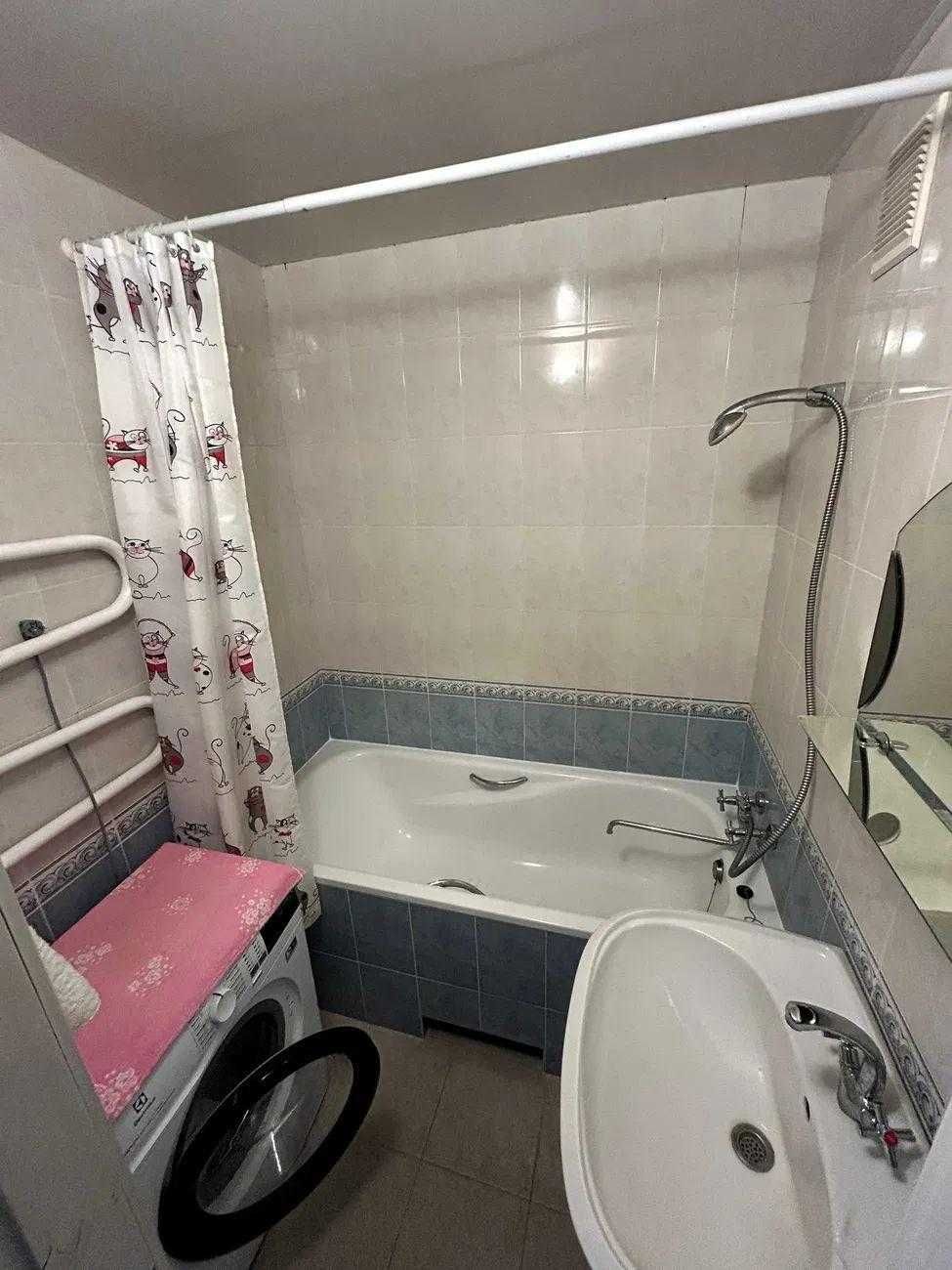 Продаж 3к Київ вул. Теремківська 8