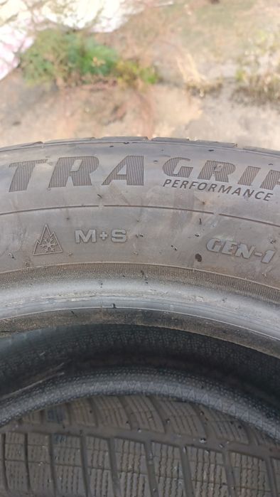 Шини легкові б/у