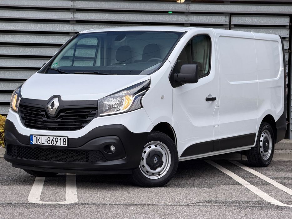 Renault TRAFIC 2019/20r 89tys km JAK NOWY Stan WZOROWY NAVI Bluetooth Tempomat Kamera FULL OPCJA Vivaro  NAVI Bluetooth Tempomat Kamera FULL OPCJA