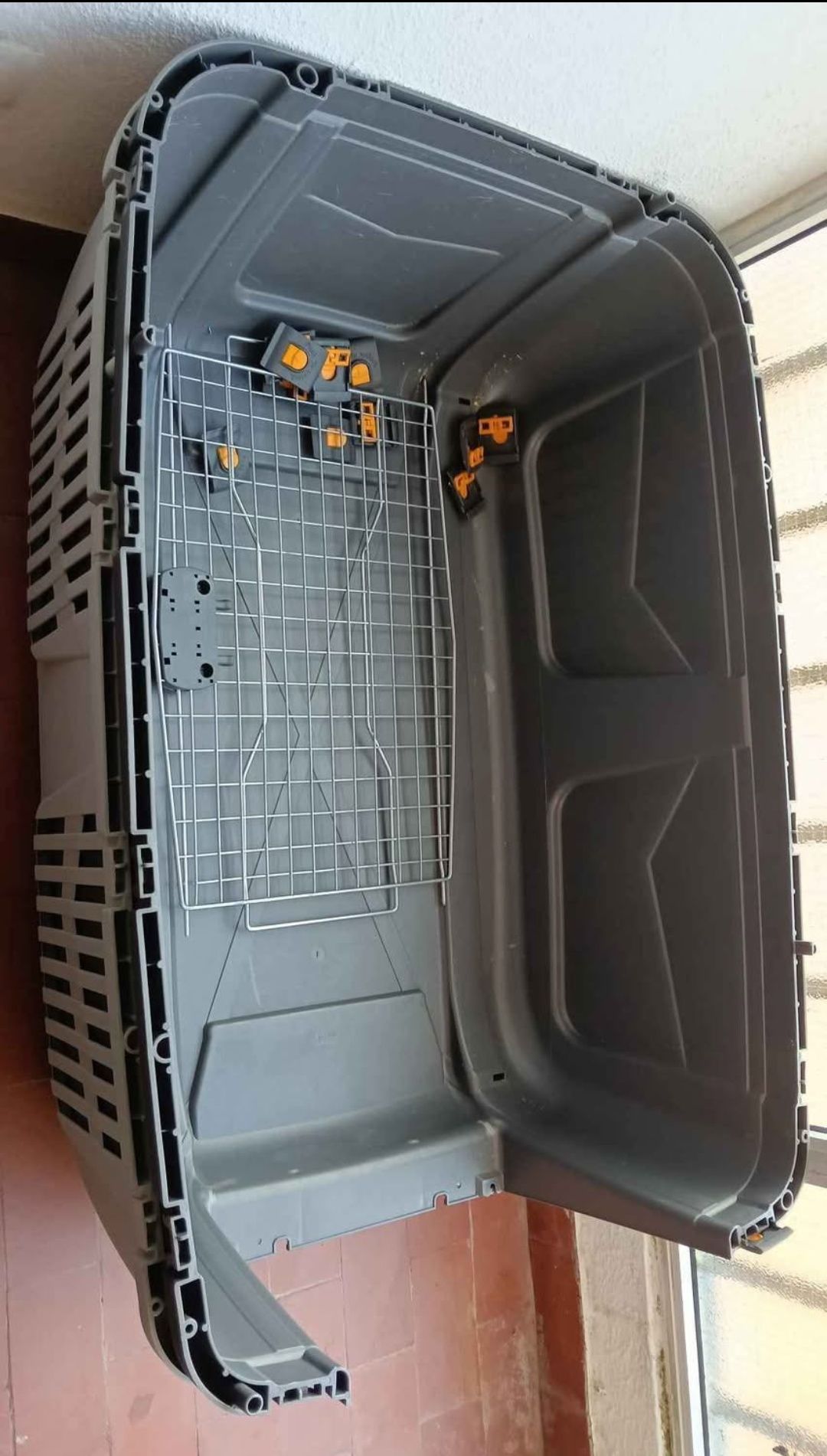 Caixa transportadora
