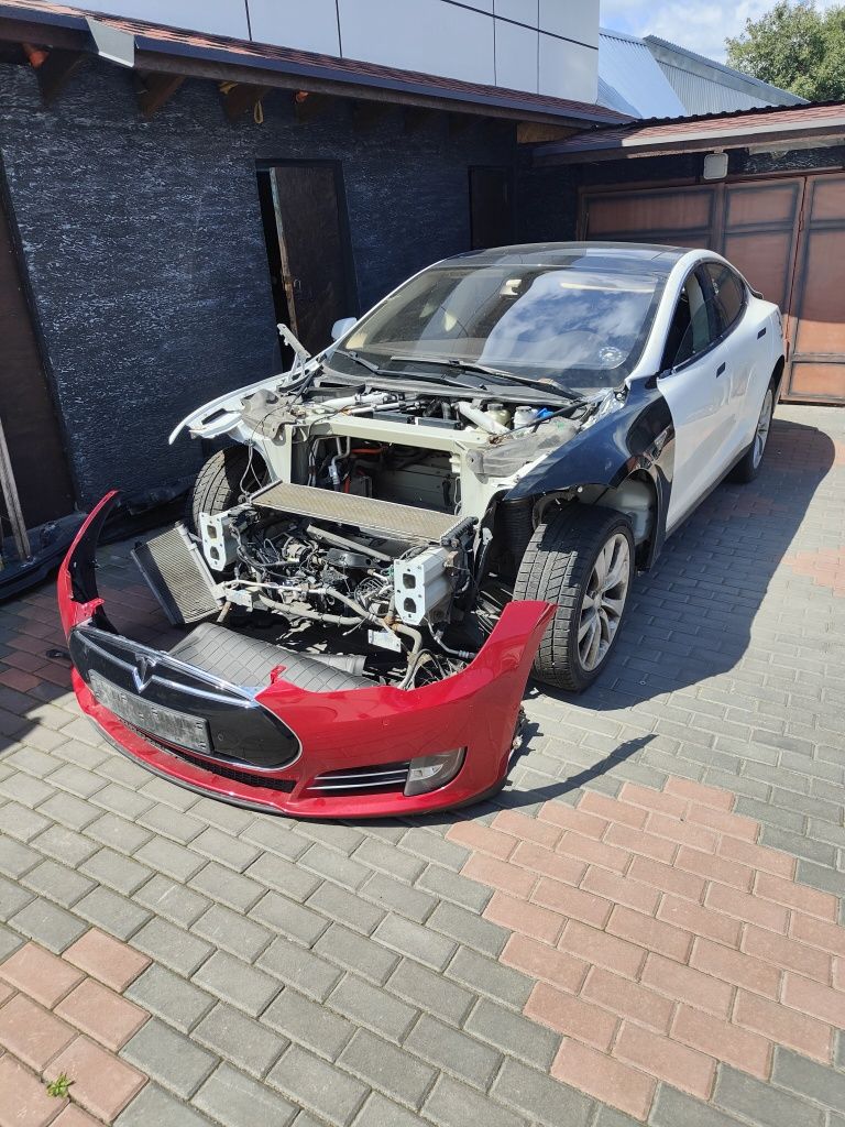 Авторазборка Tesla Model S 2012-2020