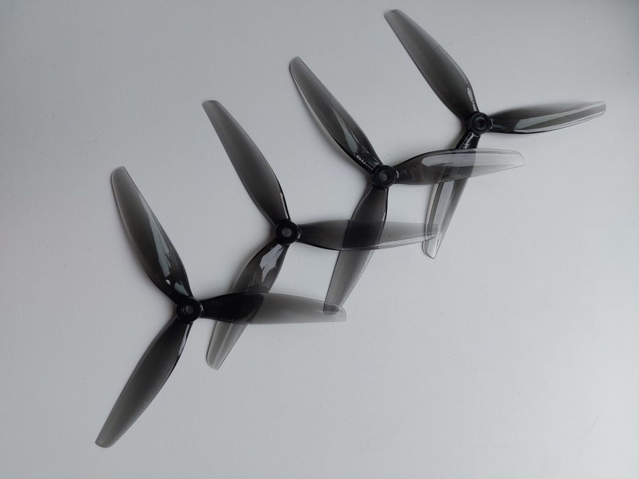HQProp HQ 7x4x3 7040 7 дюймів 5000 комплектів в наявності пропелерів