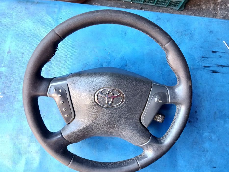 Kierownica multifunkcja Toyota Avensis T25 skóra poduszka