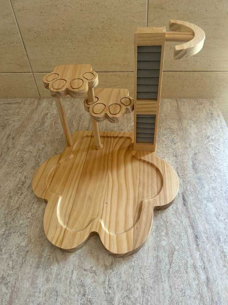 Drewniany organizer na biżuterię w kształcie kota – handmade