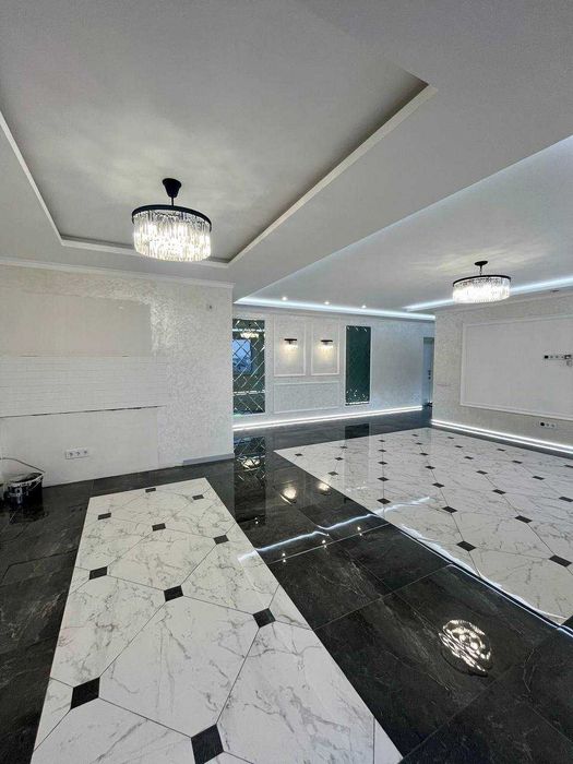 Продаж дизайнерськоі 4к квартири в ЖК Андорра!