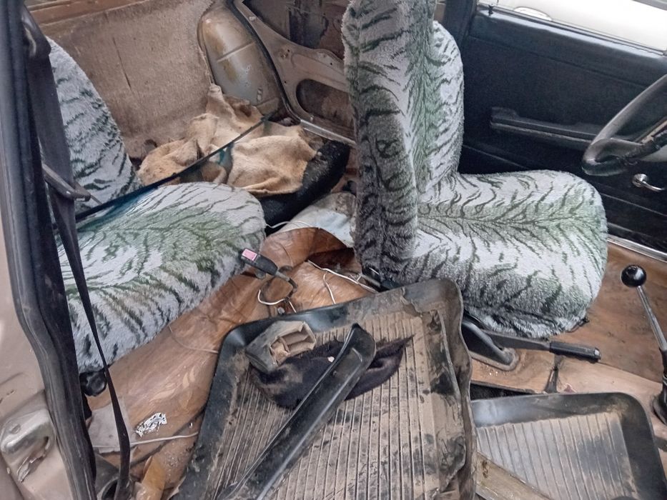 Кузовні деталі та інше ваз класіка поболтах