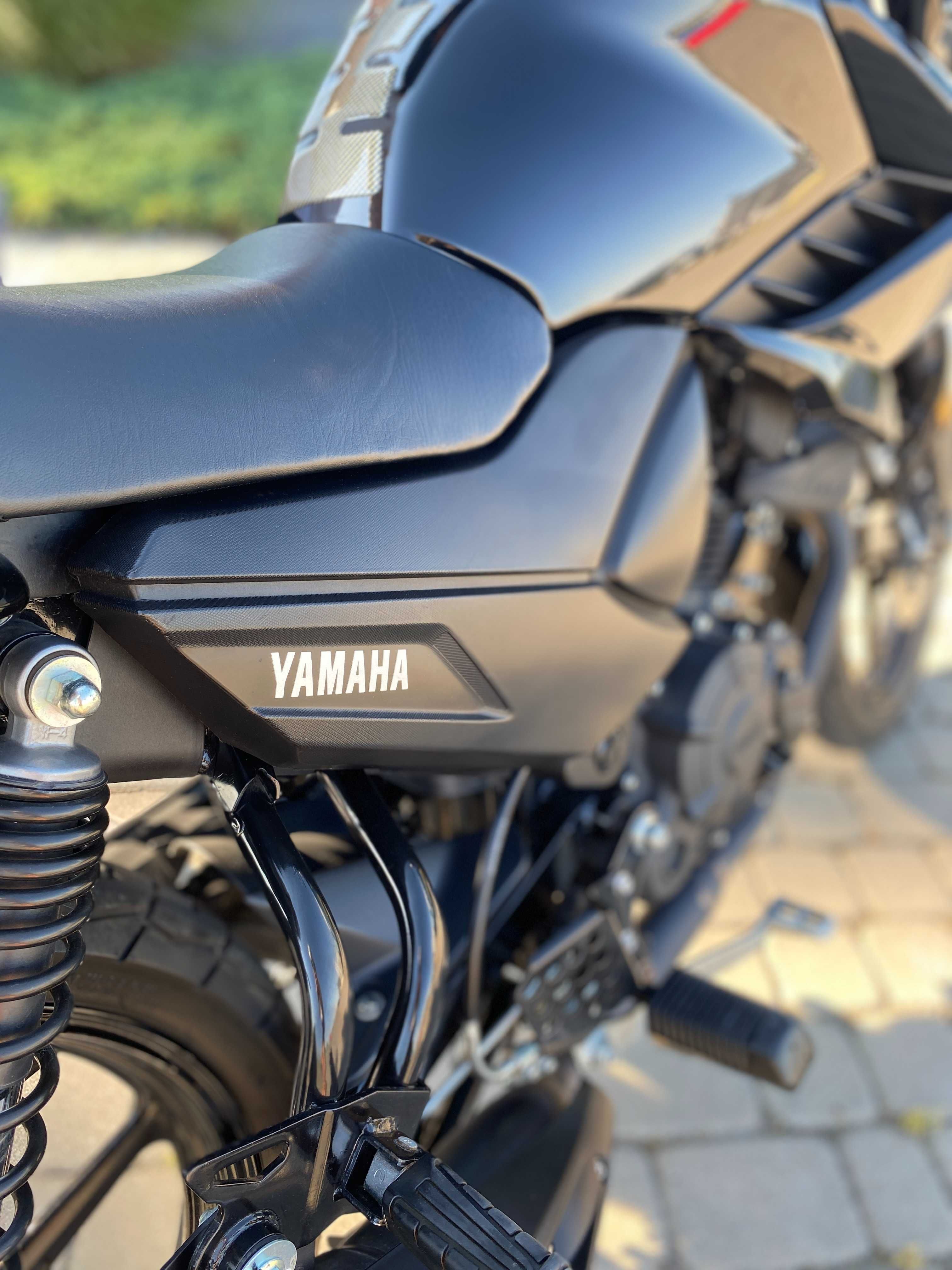 Yamaha YS-125 Typ: Naked