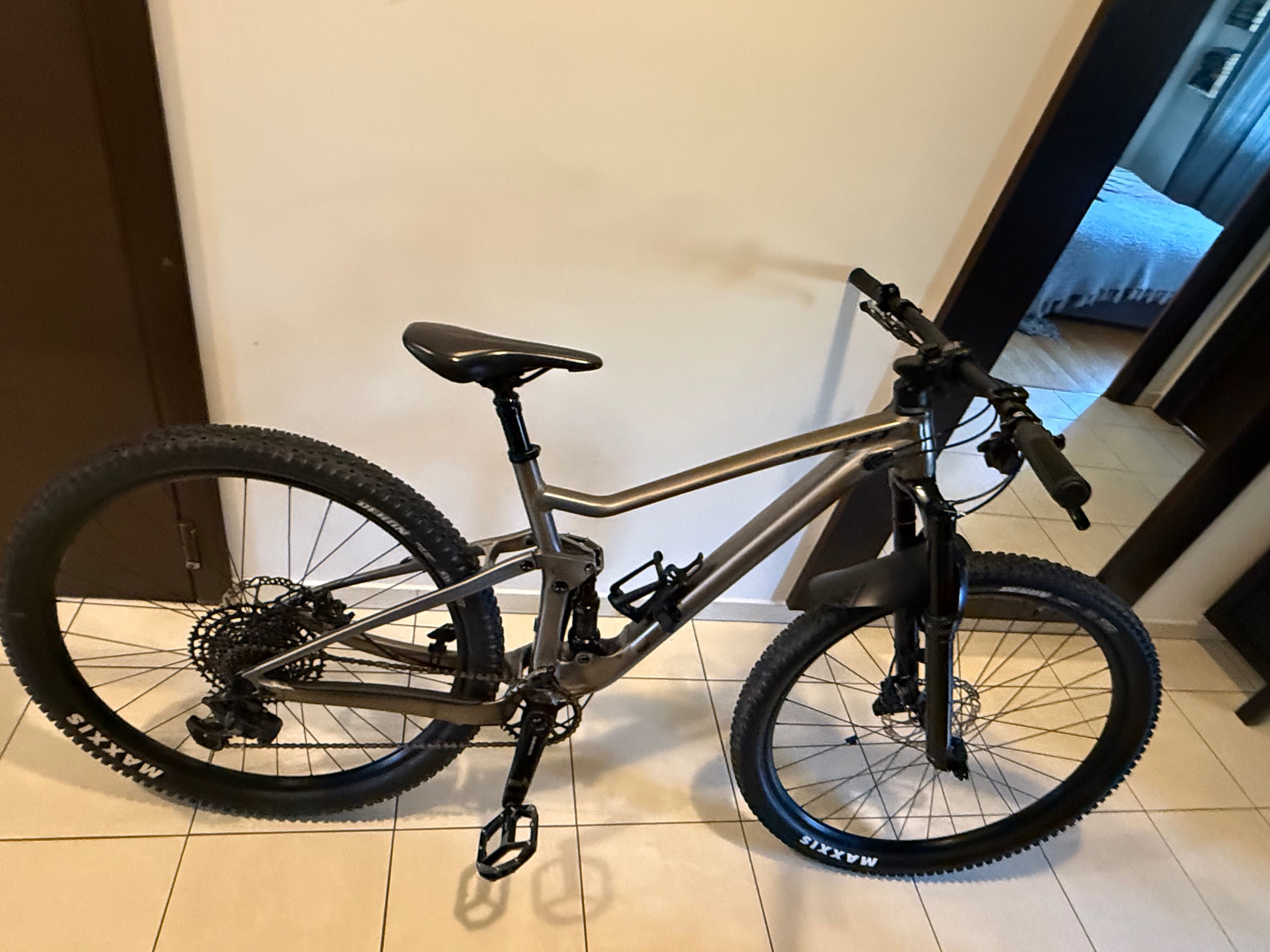 Scott Spark 950 rozmiar M 2021r. 900km