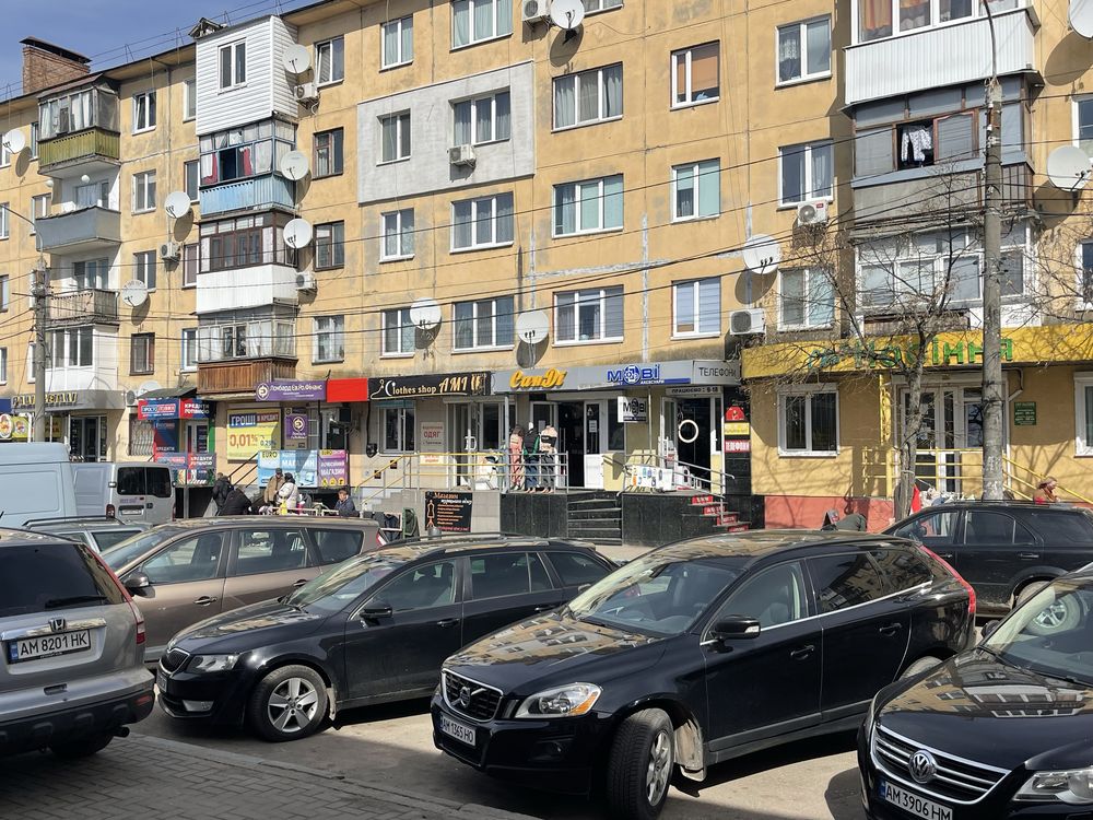 місто Житомир, вулиця Хлібна 16