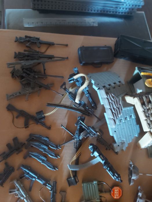 20 figuras soldier force e police force figuras açao