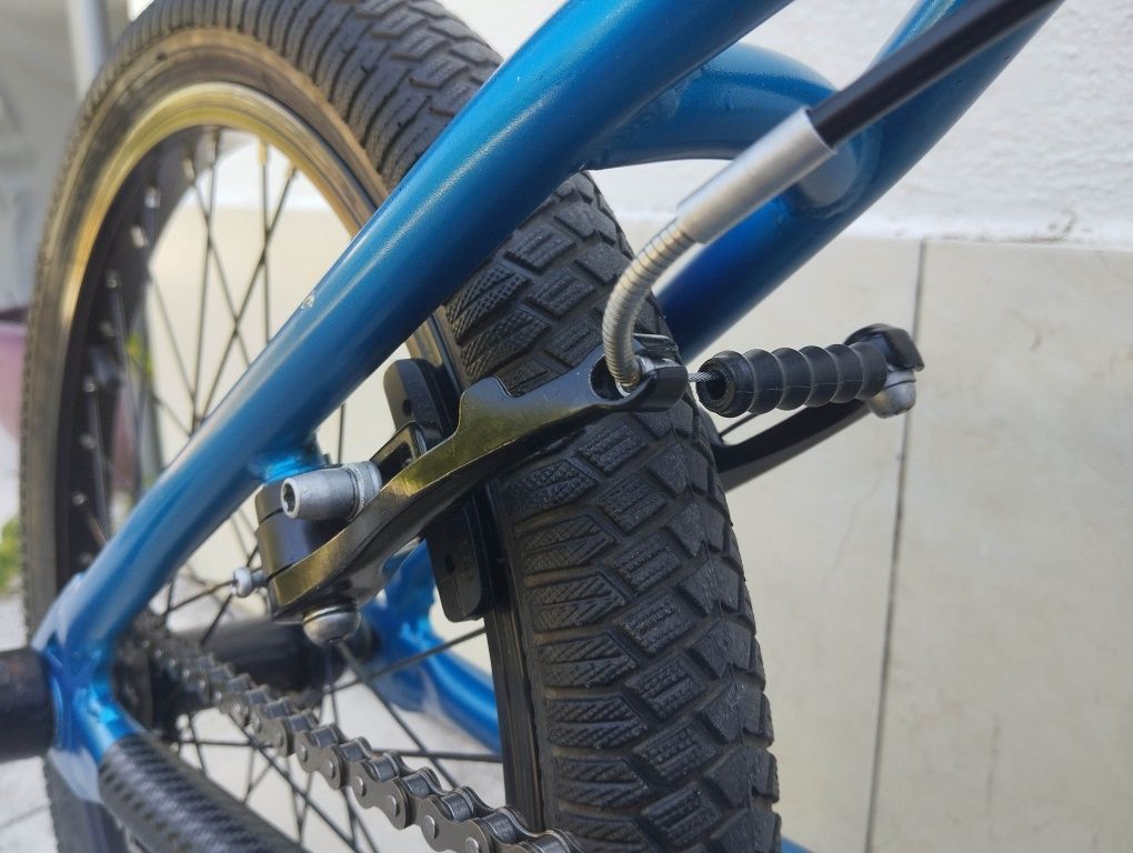 BMX com revisão total