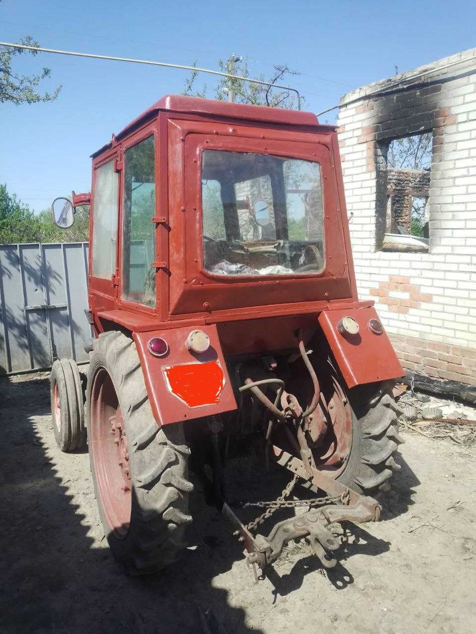 Трактор Т-25 незамінний помічник для дому