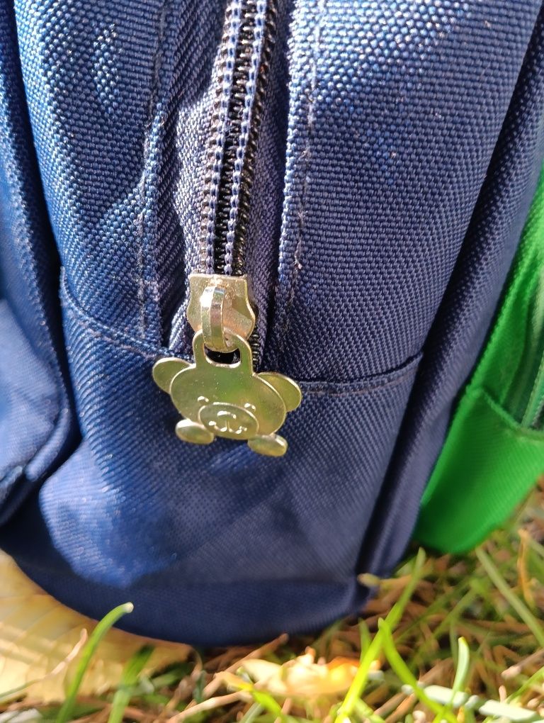 Рюкзак з автобусом
