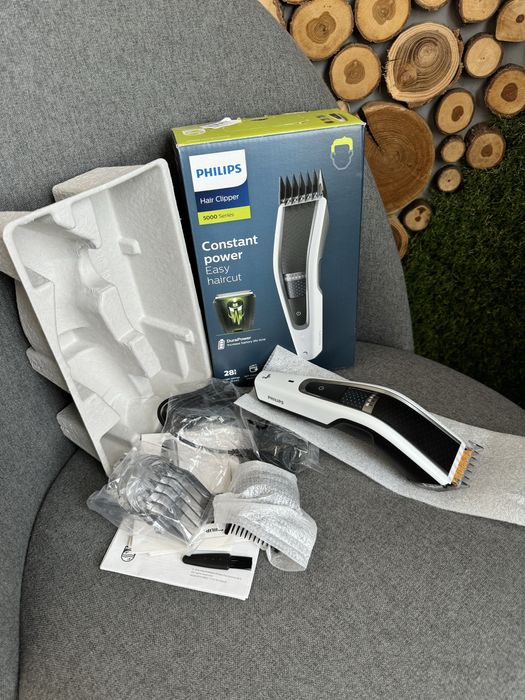 Машинка для стрижки волосся Philips