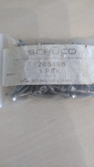 SCHÜCO 205496 | Винт с потайной головкой ST3.9x19. В наличии 5 упаково