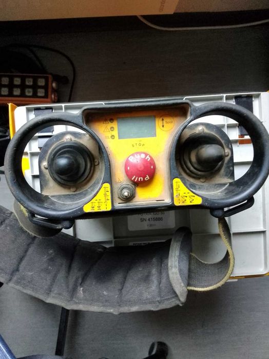 Żuraw szybkomontujący, dźwig budowalny Potain IGO 50 2011