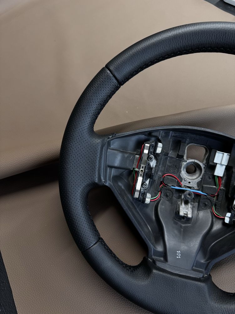 Кермо перетягнуте Трафік Віваро Trafic Vivaro на обмін