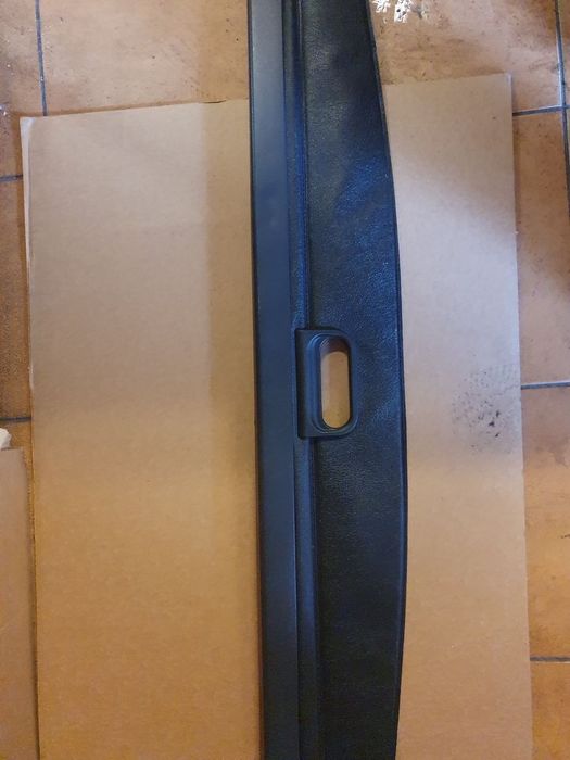 ROLETA BAGAŻNIKA FIAT FREEMONT 11-15 ROK 5 OSOBOWY