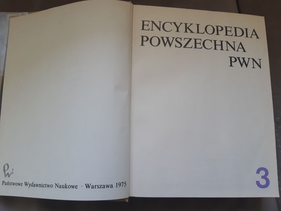 Encyklopedia Powszechna PWN 5 tomów