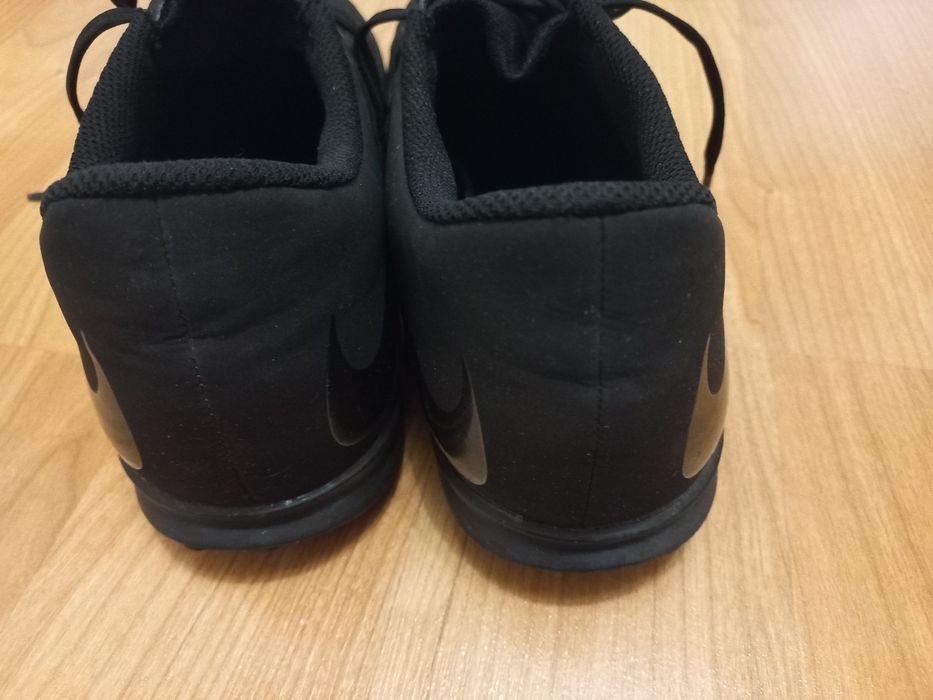 Сороконожки Nike Eur43