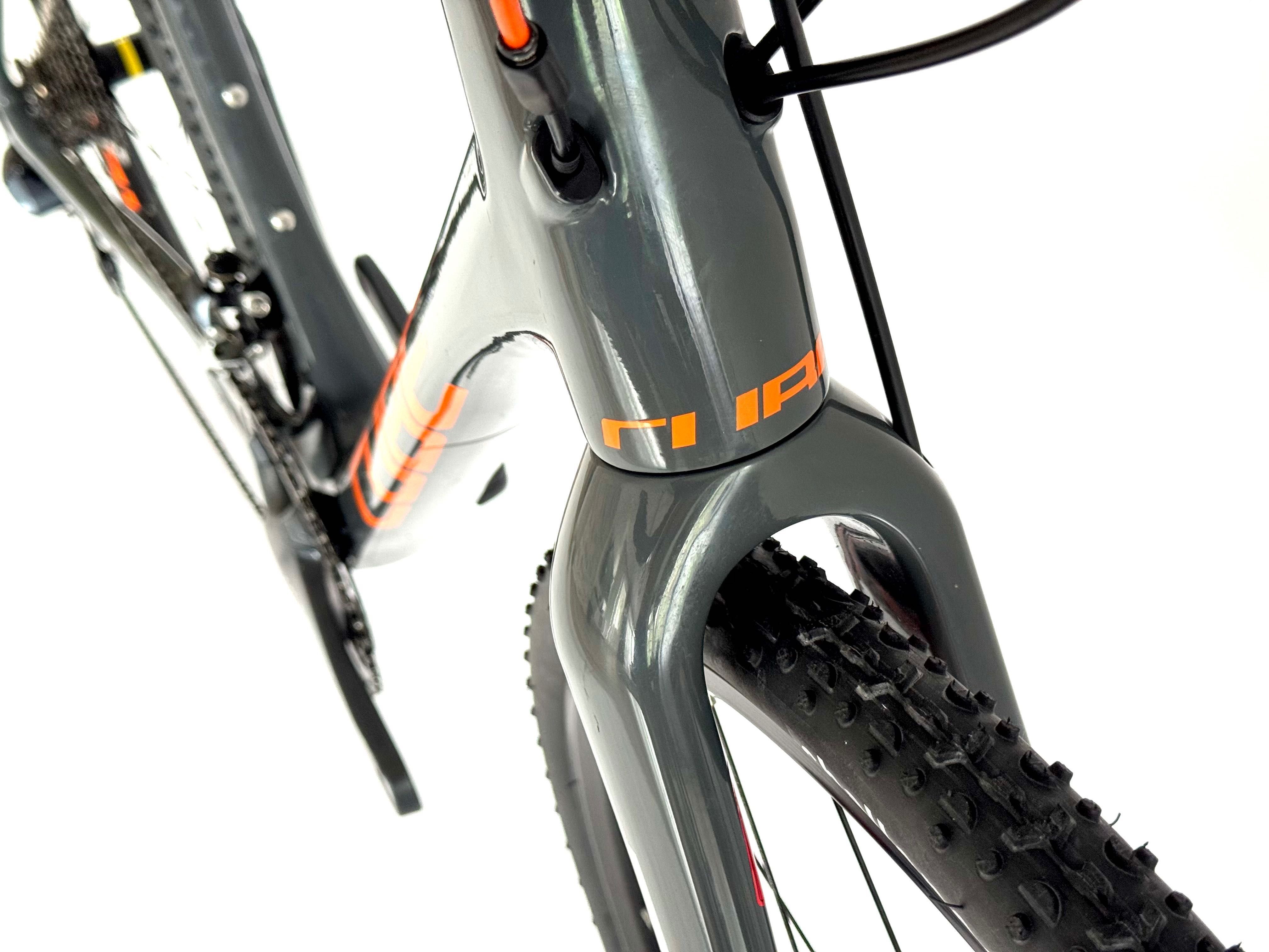 Rower Przełajowy Karbonowy CUBE CROSS RACE Carbon Disc jak Gravel