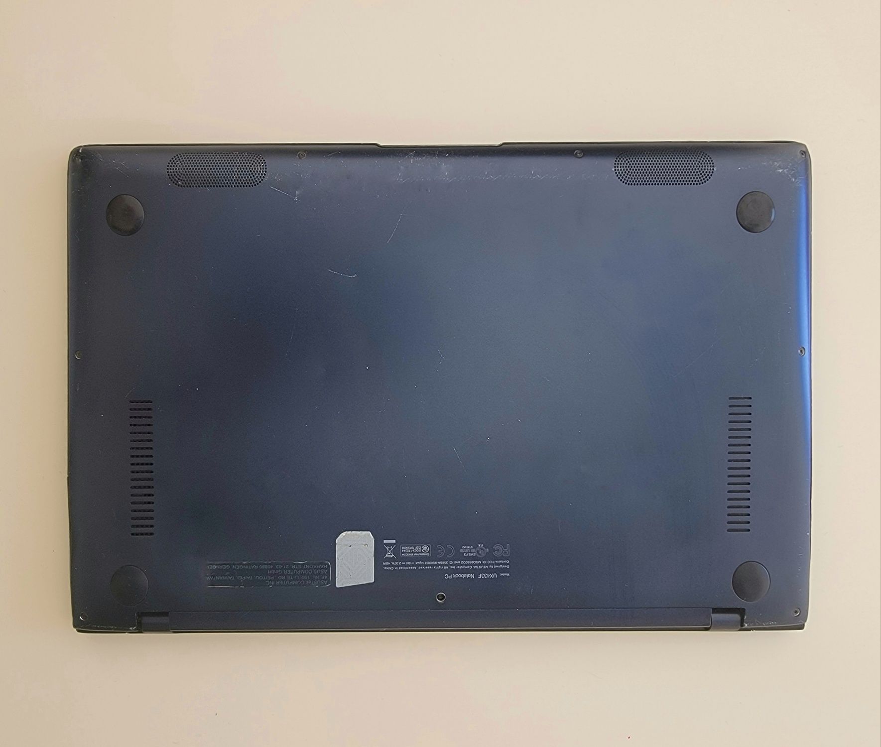 Portátil ASUS ZenBook 14 UX433F