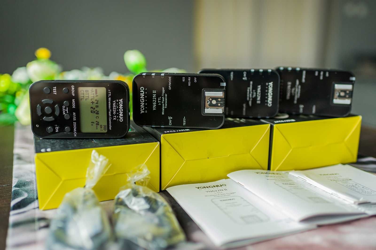 Radiowy wyzwalacz Yongnuo YN-622N-TX LCD iTTL +  wyzwalacze YN-622N II
