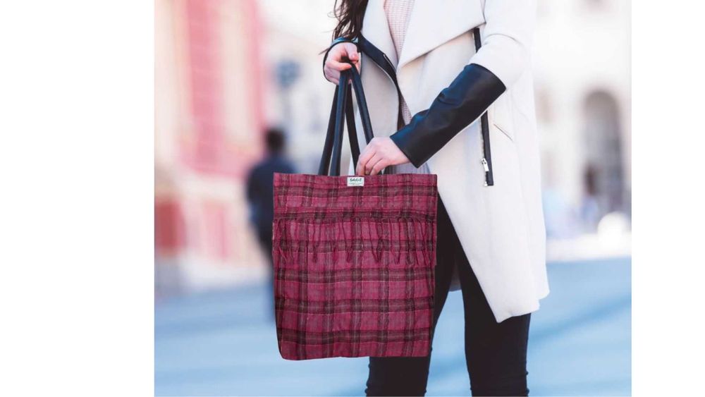 Styl, Praktyczność i Wyrafinowanie – Torba na zakupy „PINK CHECK”