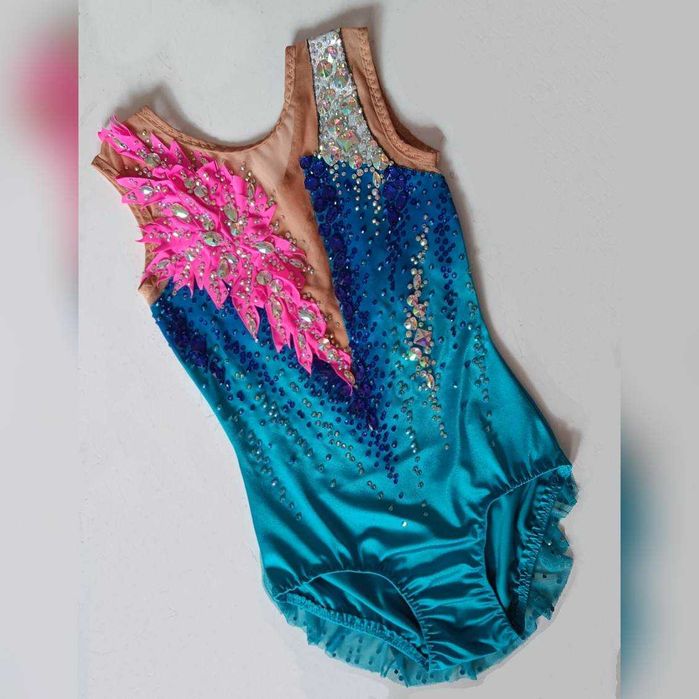 Strój startowy do gimnastyki artystycznej