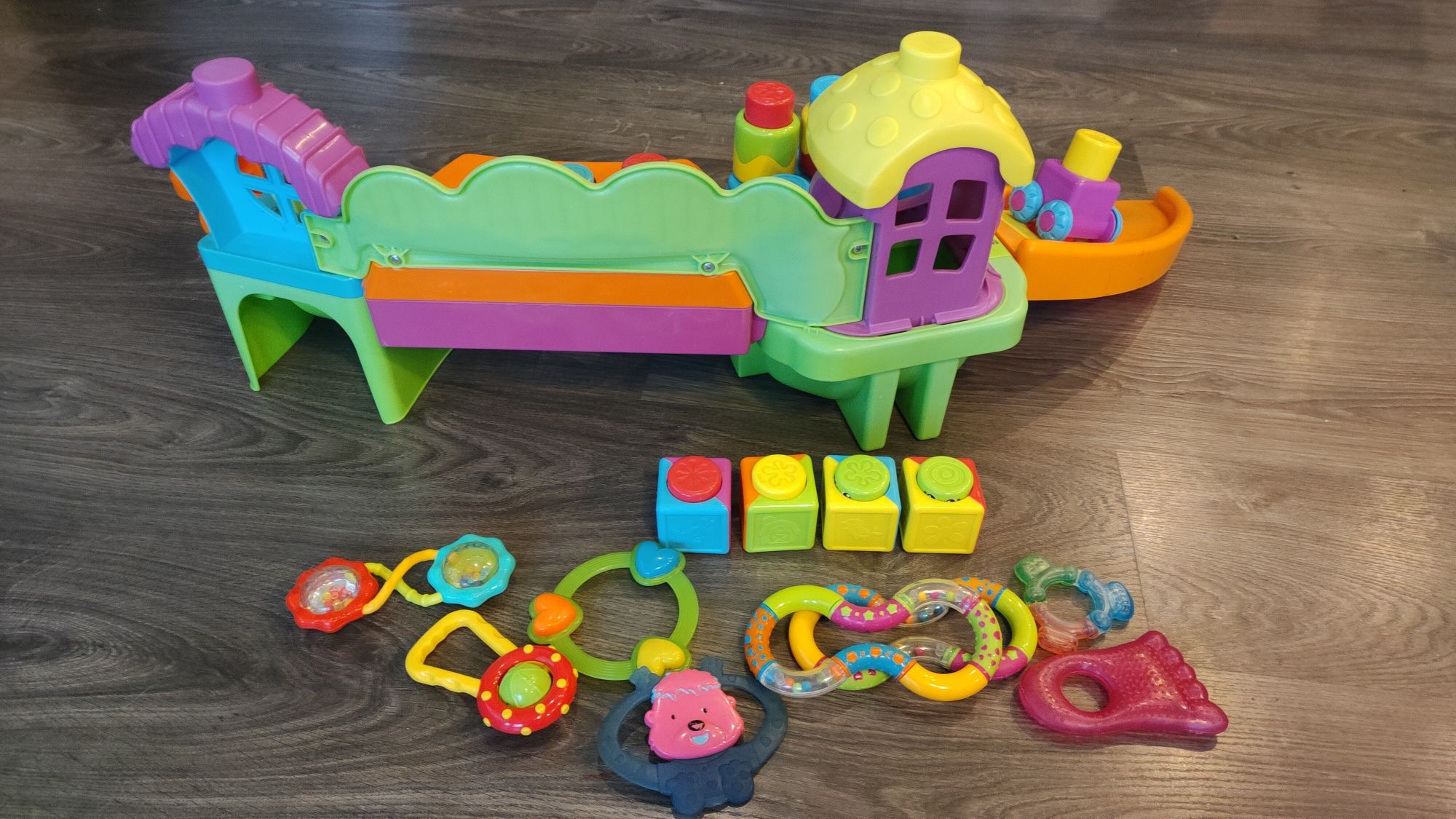 Muzyczne miasteczko FisherPrice + gratisy