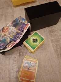 Karty kolekcjonerskie  dla dzieci Pokemon z pudełkiem
