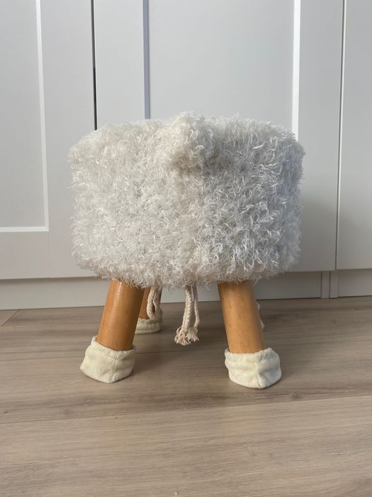 pufa dla dzieci owca taboret krzesełko