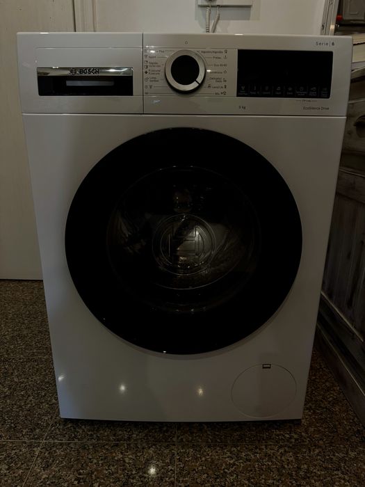 Maquina de lavar roupa