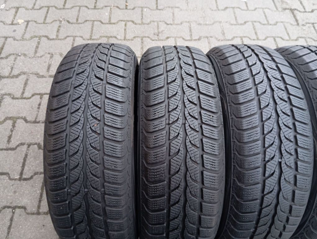4szt zimowe uniroyal MS Plus 195/65/15 gumy 7,5-8