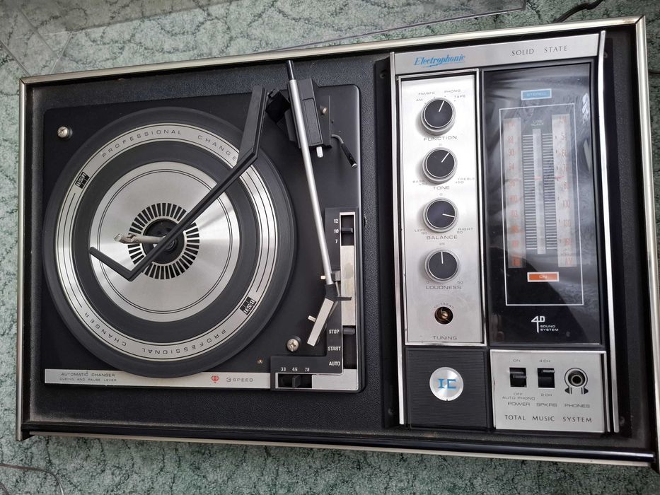 Gramofon Vintage marki Electrophonic,