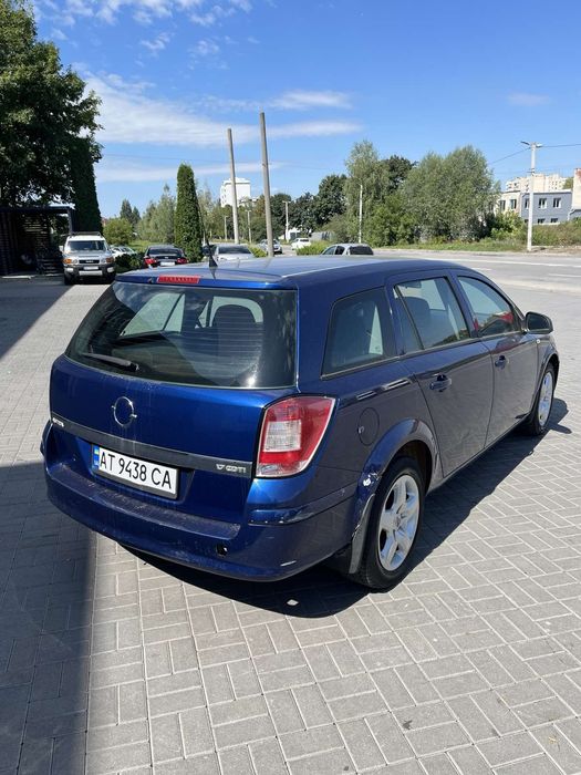 Опель Астра 1,7 дизель 2011