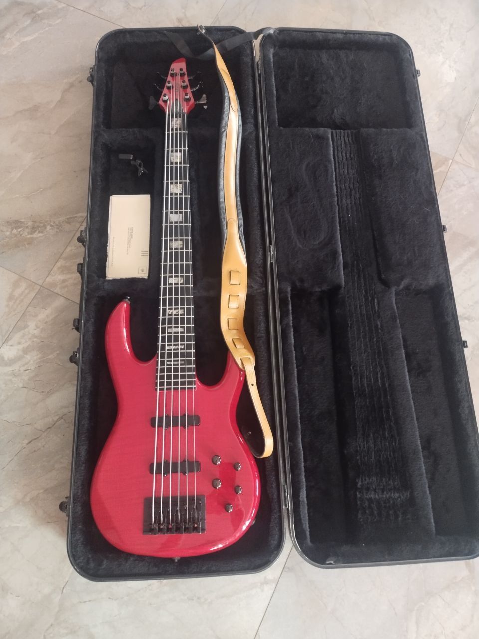 Carvin LB76 Jason Jones