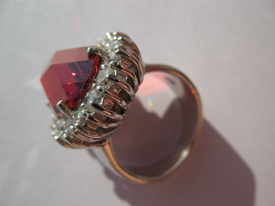 Красный АЛМАЗ ТАИЛАНД кольцо 17 перстень с фианитами качество ОЛД-СКУЛ