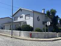 Moradia T3 com garagem e jardim