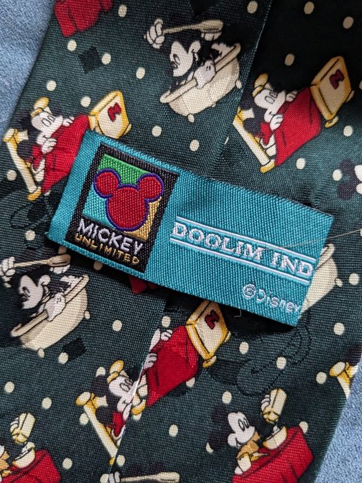 Krawat Disney Mickey Unlimited myszka Miki - 100% Poliester