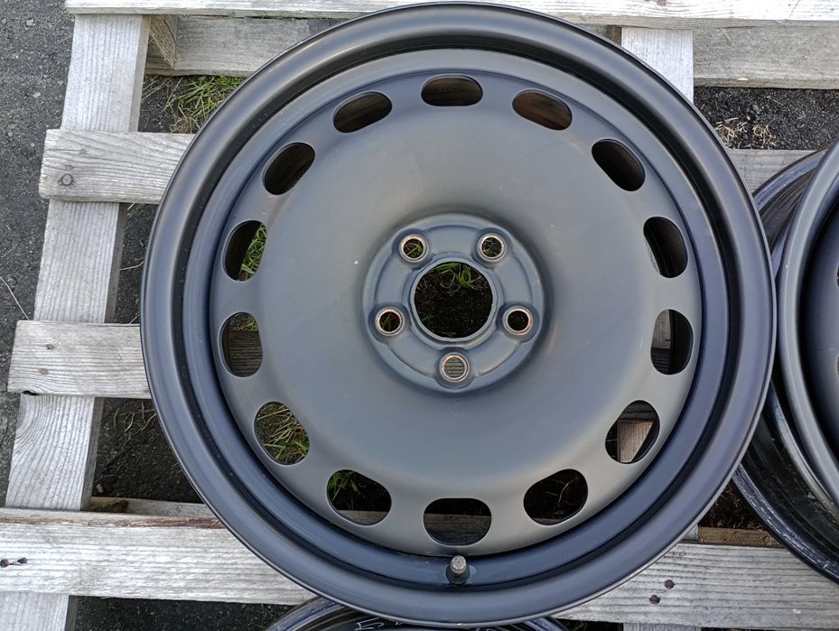 Felgi stalowe 16 cali 5x100 Audi VW Seat Skoda - STAN IDEALNY