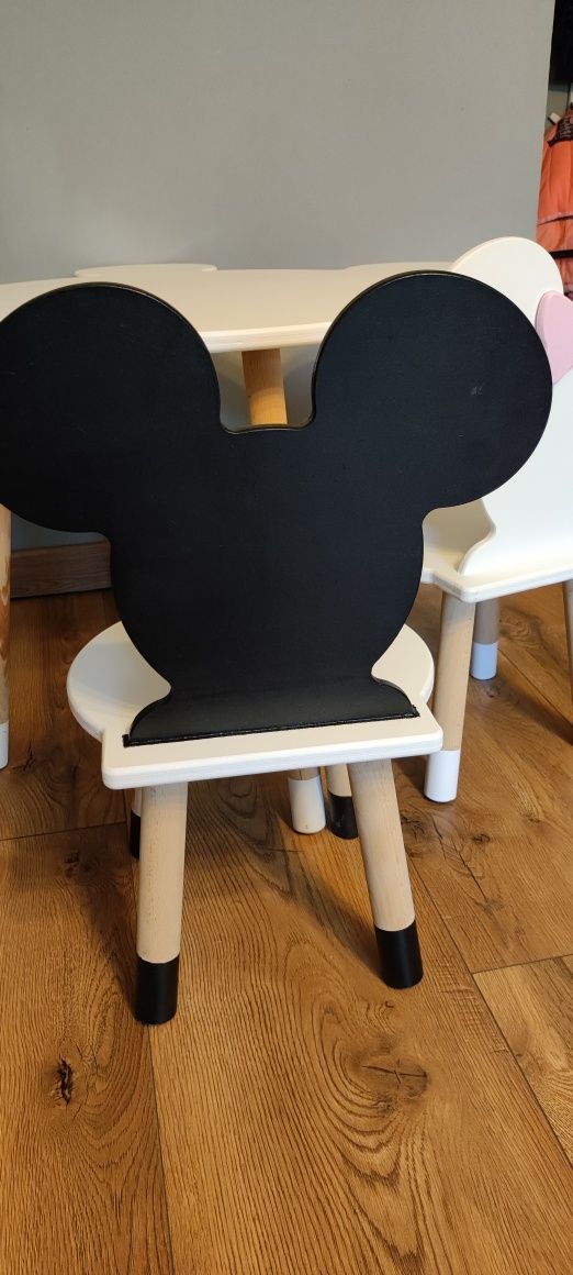 Stolik + krzesełka myszka Minnie i Miki