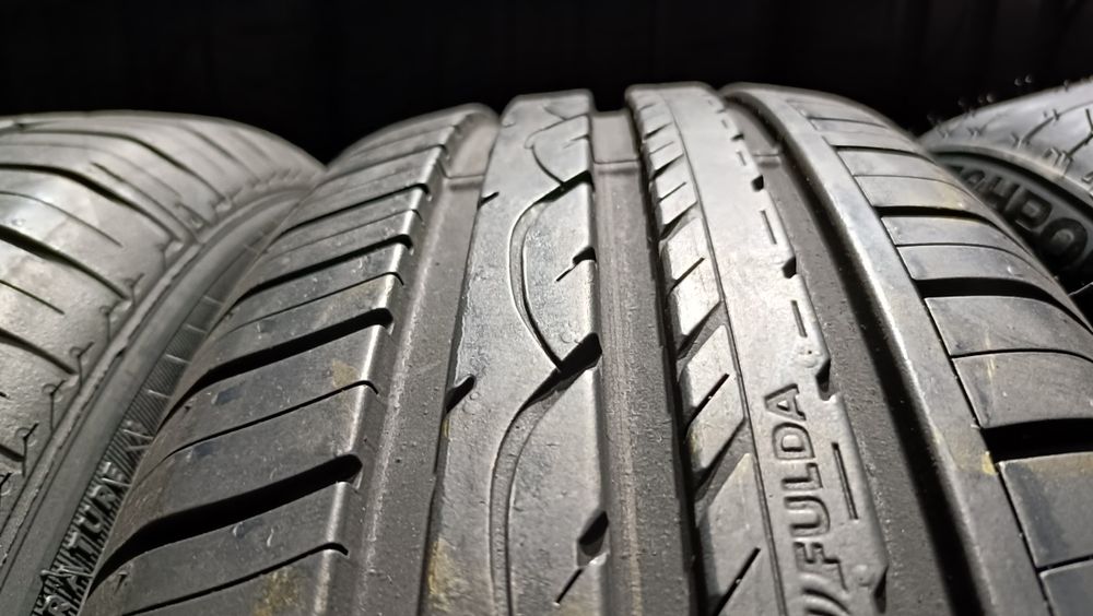 Pneus 215/45/17 continental