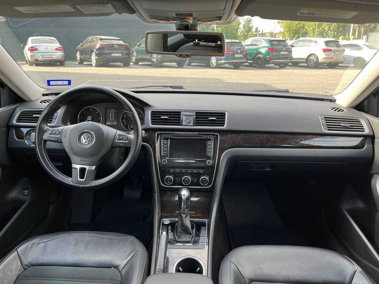 Продам отличный Volkswagen Passat B7 SEL Premium TDI 2014 г.в!