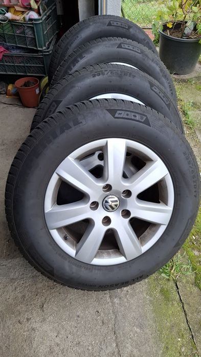 Koła wielosezonowe 5x130 Touareg 235/65 R17