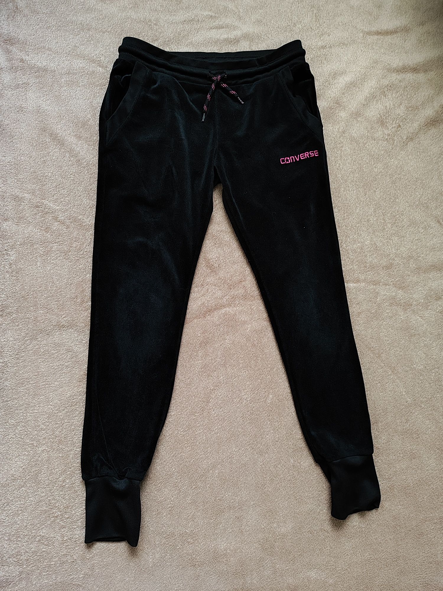Converse dresy spodnie dresowe czarne rozmiar 140 - 152