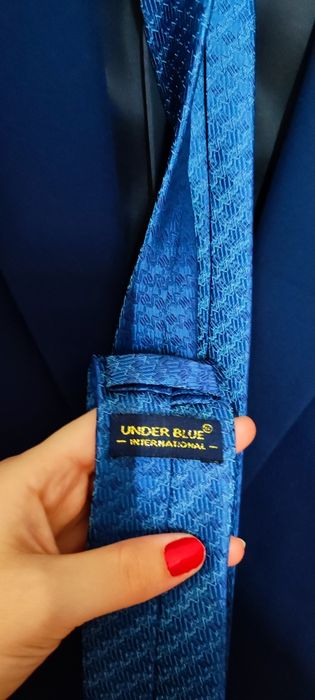 Calças e Gravata de fato Azul Marinho Da Zara