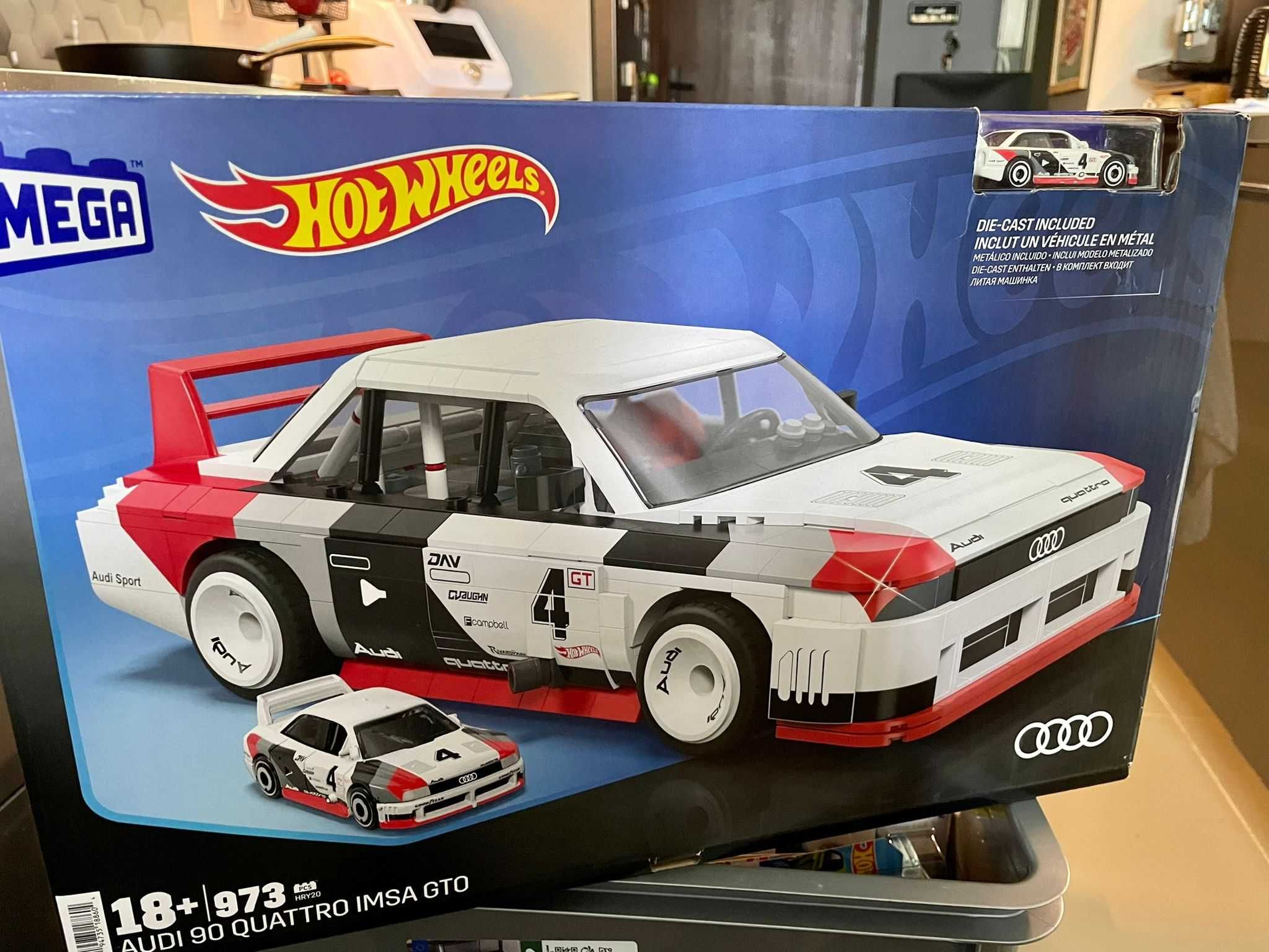Mega Hot Wheels Audi 90 Quattro IMSA GTO